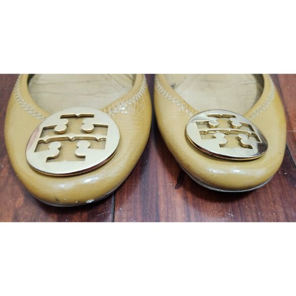Tory Burch Minnie Mustard Yellow Patent Leather Ballet Flats Gold Logo 41EU/10.5 - Picture 3 of 8